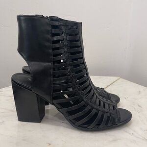 Nine West Hangtuff Heels